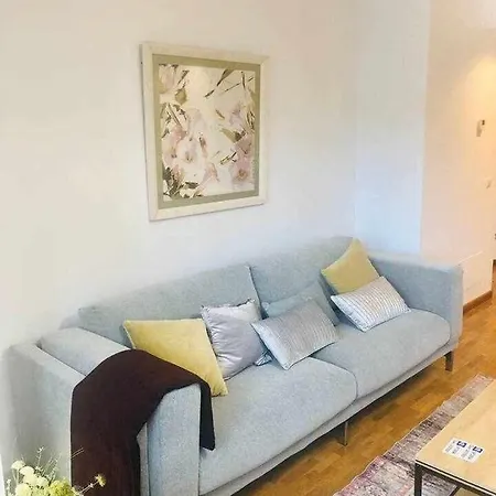 Avenida Apartamento Oviedo